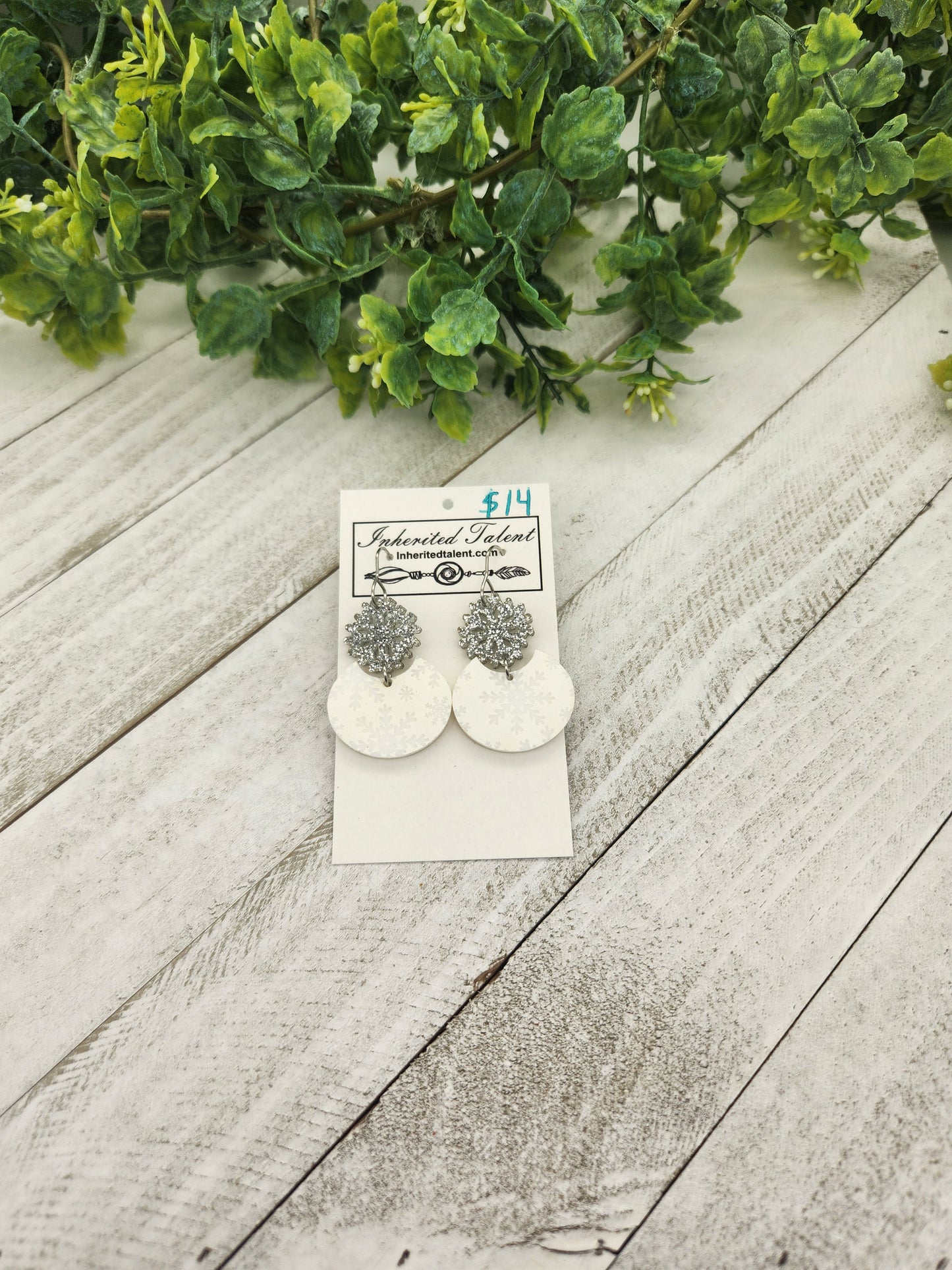 Snowflake earrings