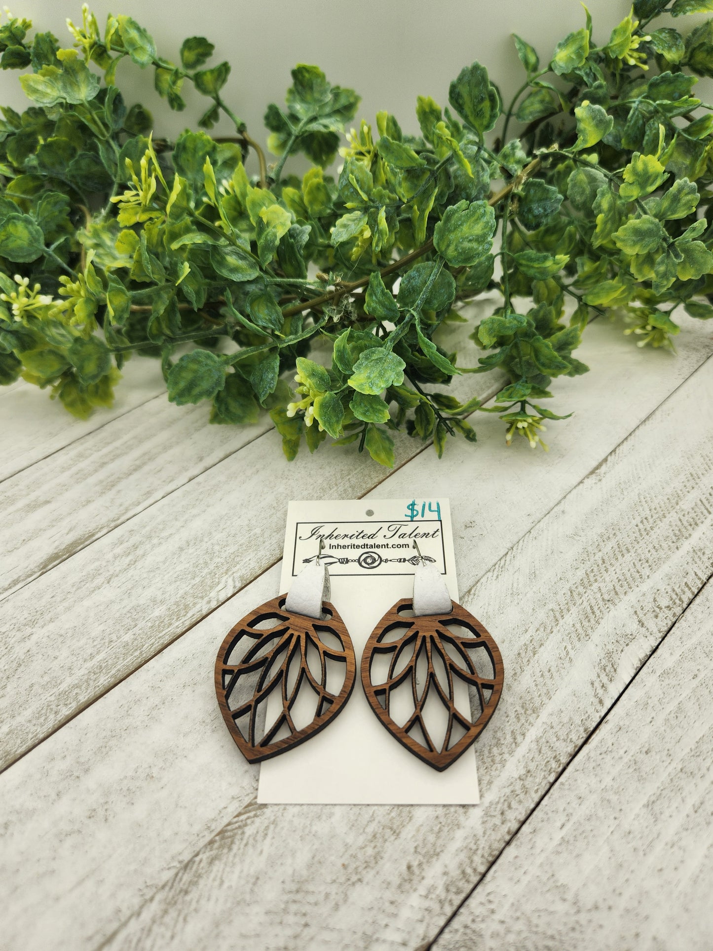 Wood earrings