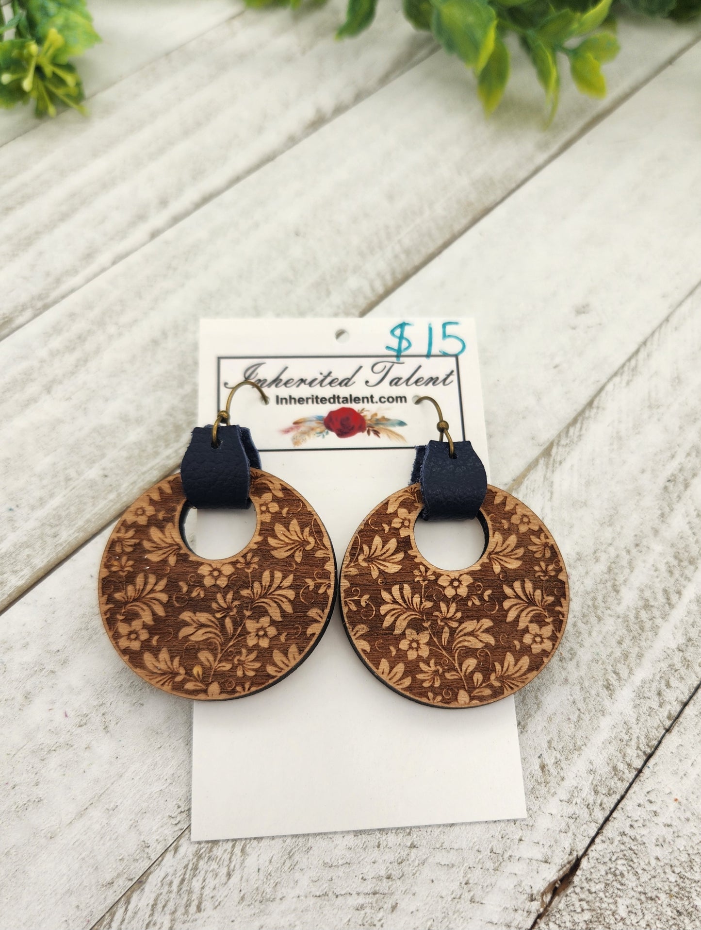Wood earrings